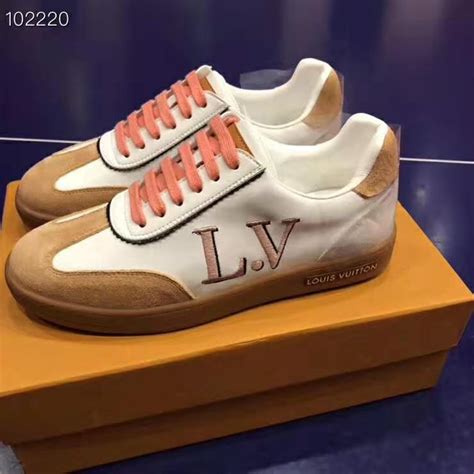 lv frontrow sneaker pink.